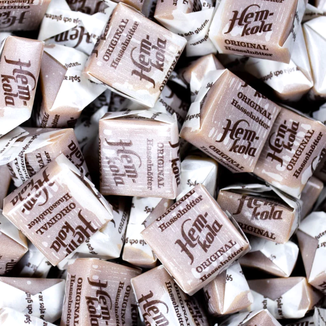 Hemkola Original Hasselnötter (Hazelnut Toffee Chews) – Poppin Candy