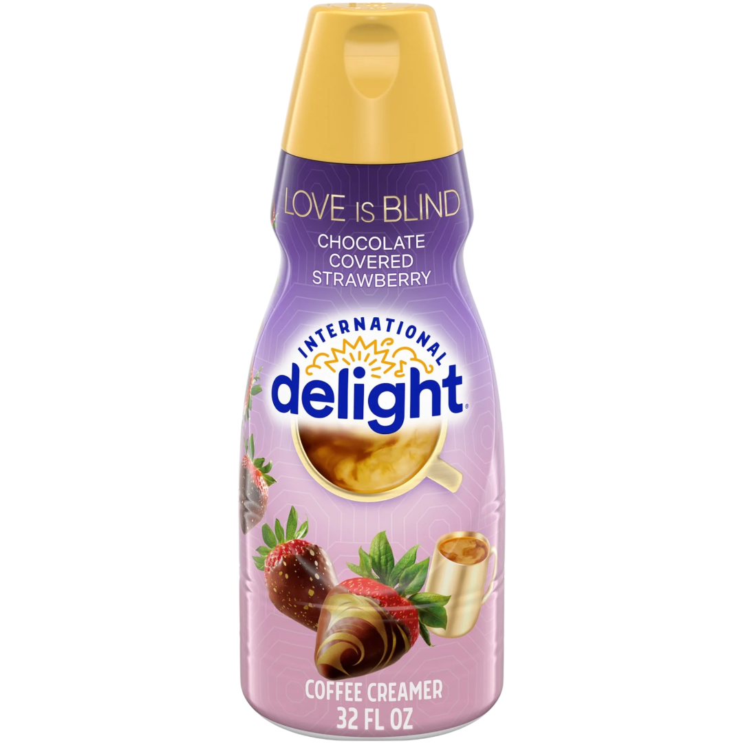 International Delight Love Is Blind Chocolate Covered Strawberry Coffee Creamer - 32fl.oz (946ml)