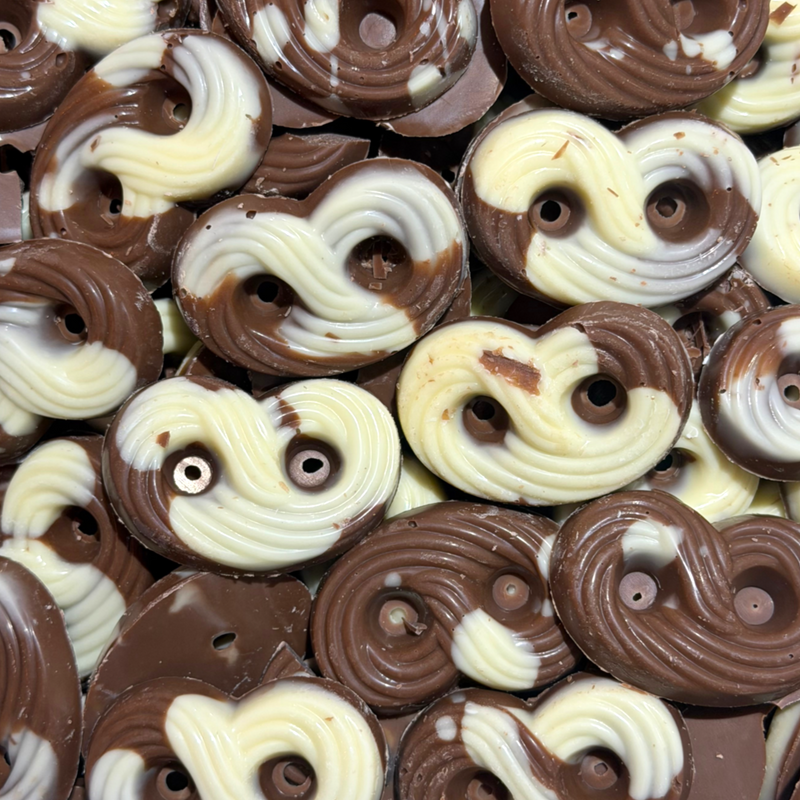 Swirly Chocolate Pretzels