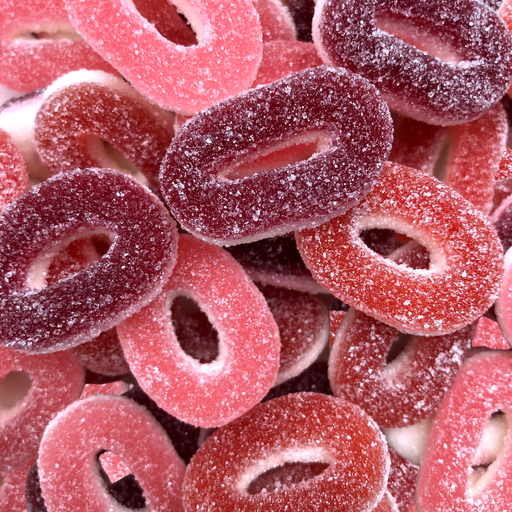 Fizzy Red Berries & Creamy Yoghurt Rings (German)