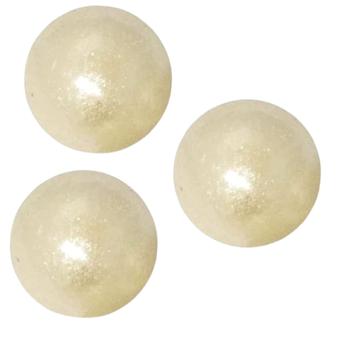 Vit Choklad Pärlemorlakrits (White Chocolate Liquorice Pearls)